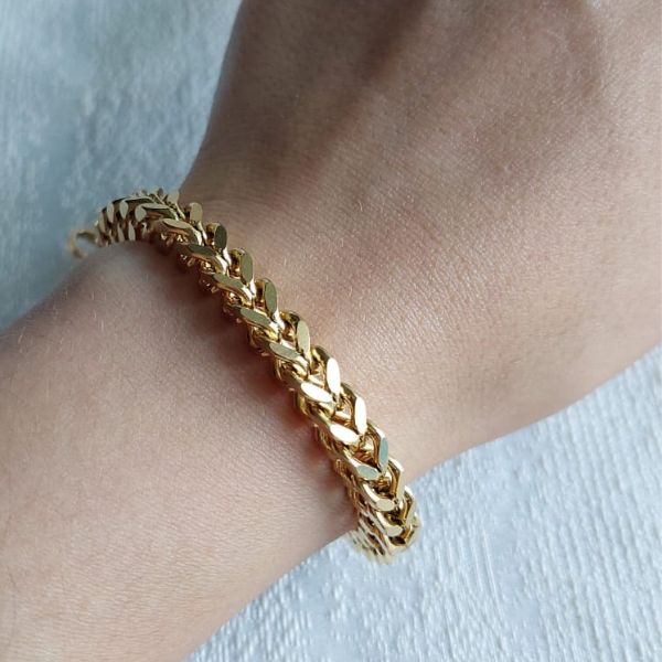 Pulsera cubo dorada