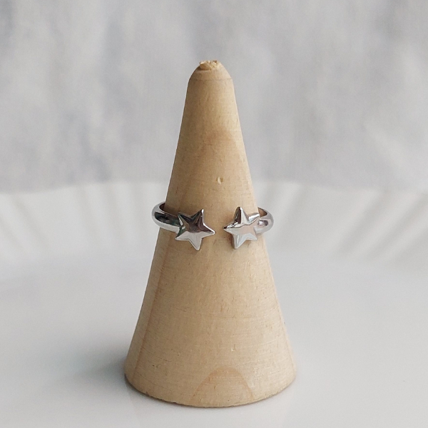 Anillo doble estrella