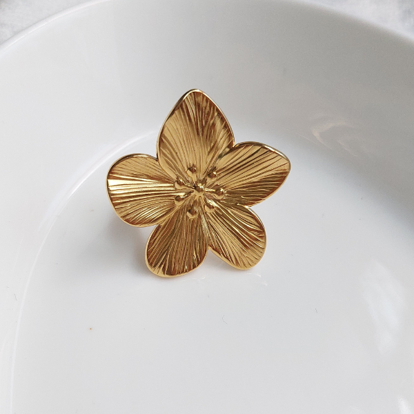 Anillo flor