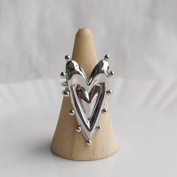 Anillo corazón largo