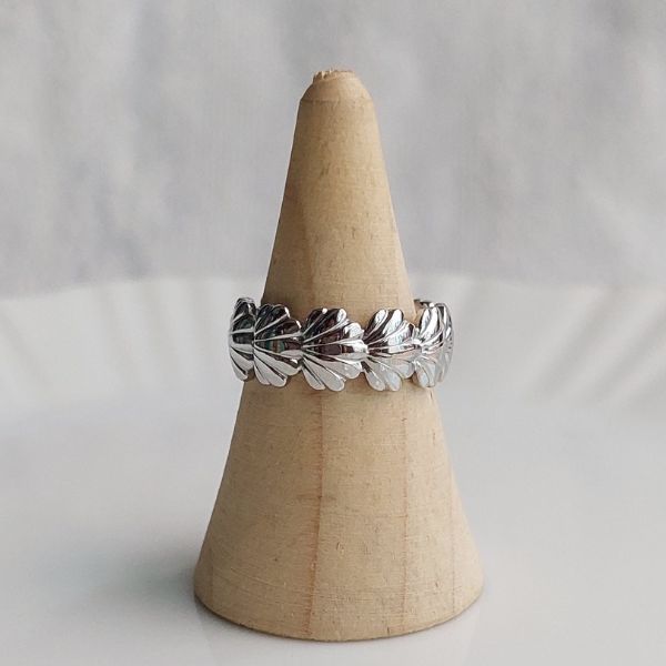 Anillo conchitas