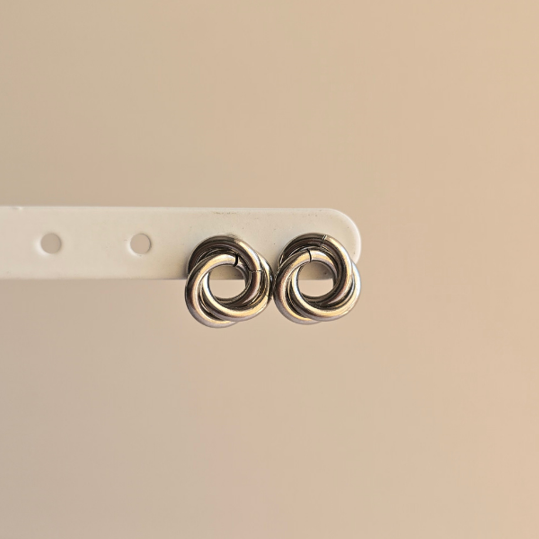 Aretes Cory