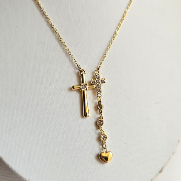 Collar cruces