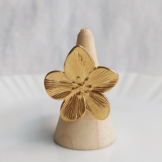 Anillo flor