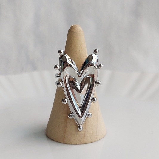 Anillo corazón largo