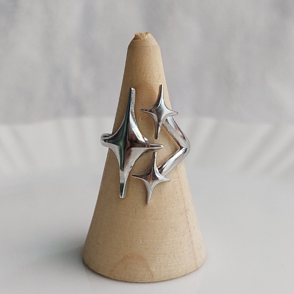 Anillo estrellas