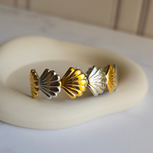 Pulsera conchas