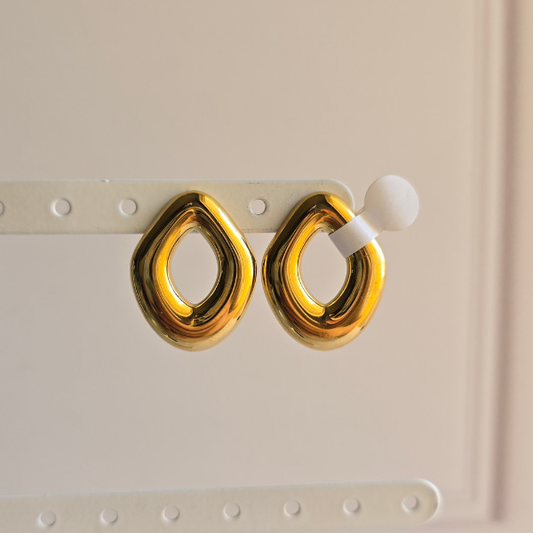 Aretes Romina
