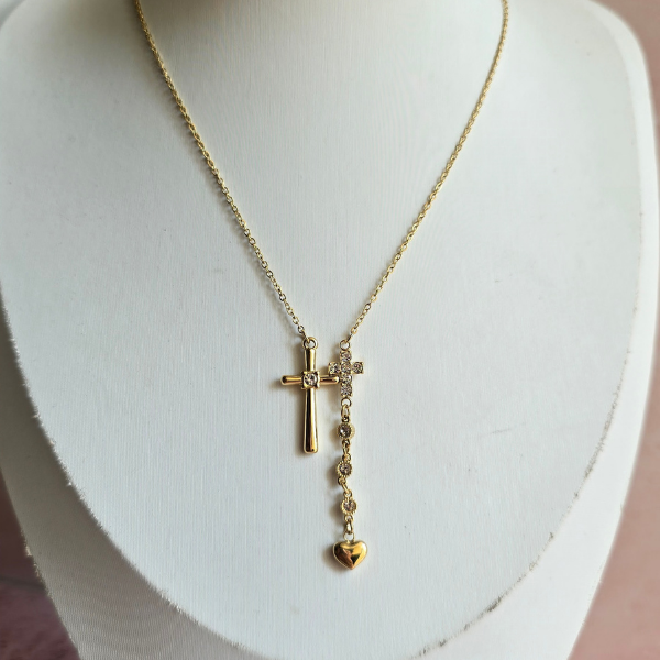 Collar cruces