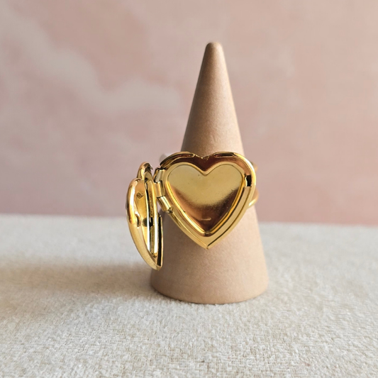 Anillo Relicario